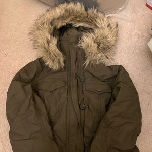 A&F WMNS SHERPA WINTER JACKET SZ SM 9.5/10